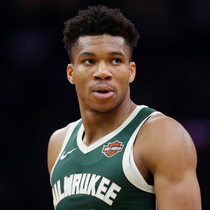 Antetokounmpo blev den første i ligaen